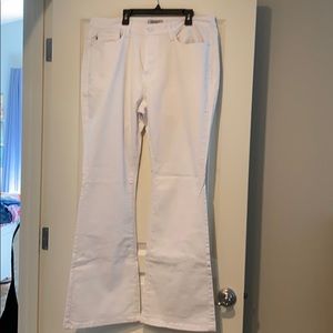 NWOT 18W Judy Blue white bootcut jeans